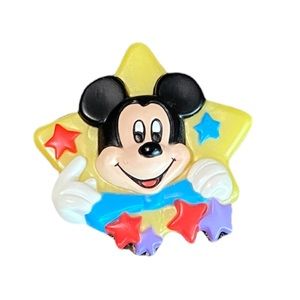 Vintage 1989 Disney/Avon Mickey Mouse Pin
